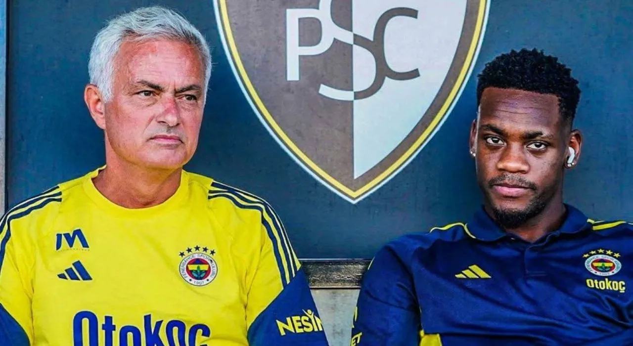 Mourinho se despacha contra Jhon Durán tras la eliminación de Champions. Jhon Durán: críticas de Mourinho, lesión ante Benfica y futuro incierto en Fenerbahce