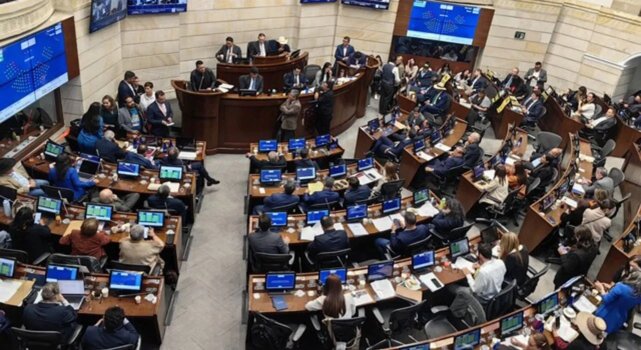 Congreso recibiría la tercera tributaria de Petro en julio de 2025 ¿Cuándo se presentará la nueva reforma tributaria?