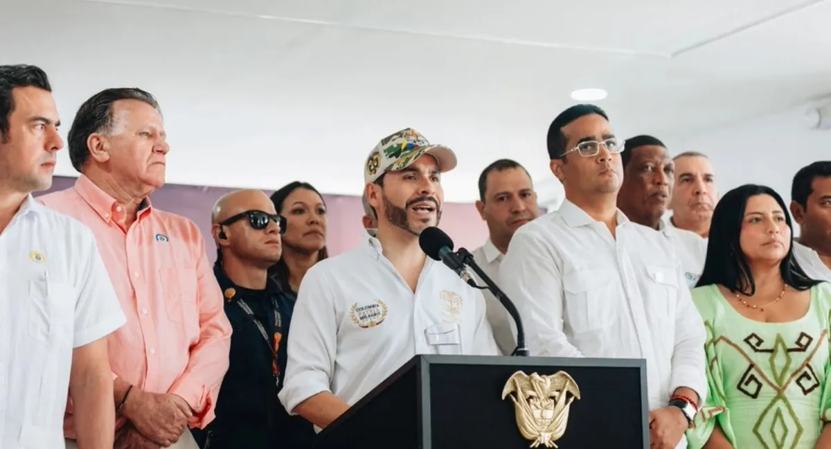 Abelardo De La Espriella. Presidente De La Espriella liderará estrategia militar en Santa Marta por accionar de Autodefensas