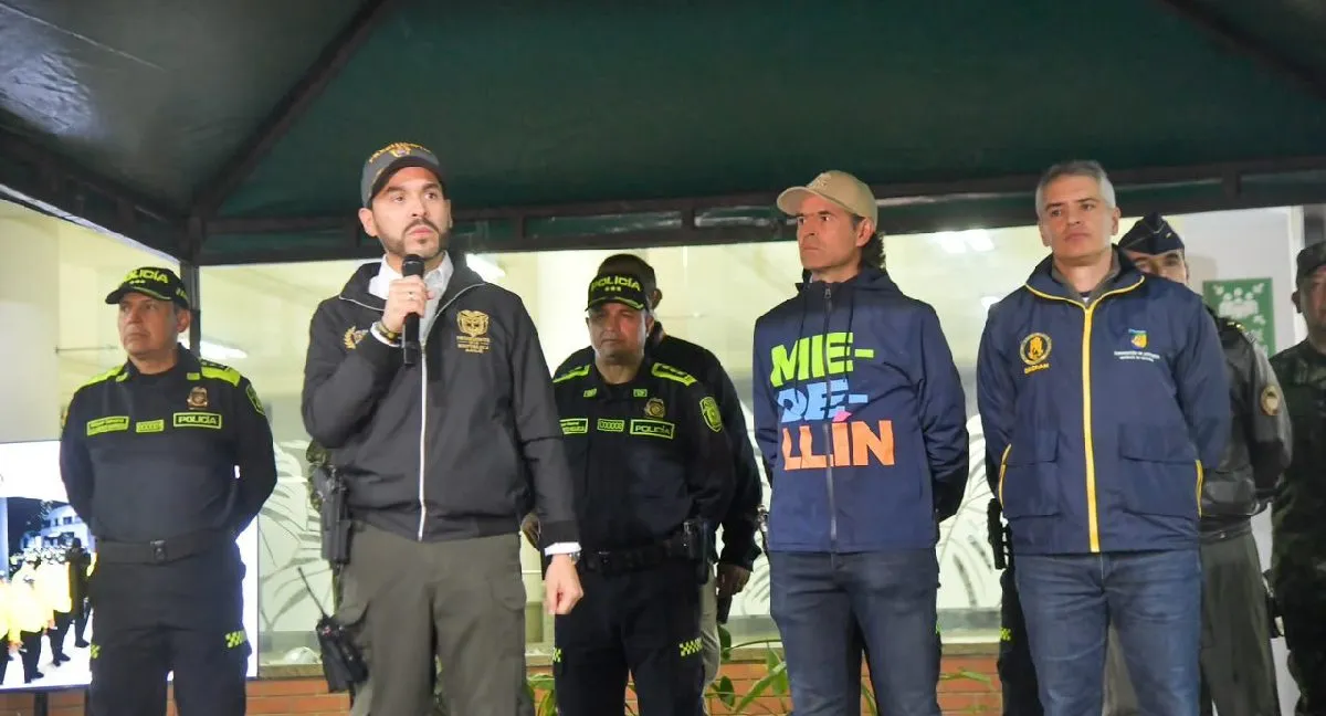 Abelardo De La Espriella en Medellín. De La Espriella lidera nueva 'barrida' contra el crimen: esta vez el operativo fue en Medellín