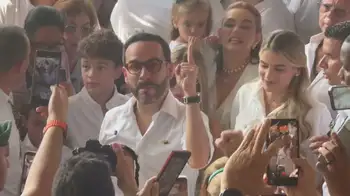 Abelardo de la Espriella votó en medio de las arengas "¡Fuera Petro!" en Barranquilla. Abelardo de la Espriella votó en Barranquilla entre arengas de "¡Fuera Petro!"