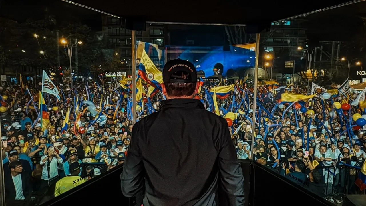 Abelardo de la Espriella y su cierre de campaña en Bogotá. Así fue el cierre de campaña de Abelardo de la Espriella en el parque Lourdes de Bogotá