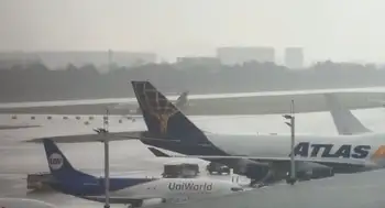 Aeropuerto El Dorado cerrado hoy Suspenden vuelos en Aeropuerto El Dorado por fuerte granizada hoy en Bogotá: esto dicen autoridades