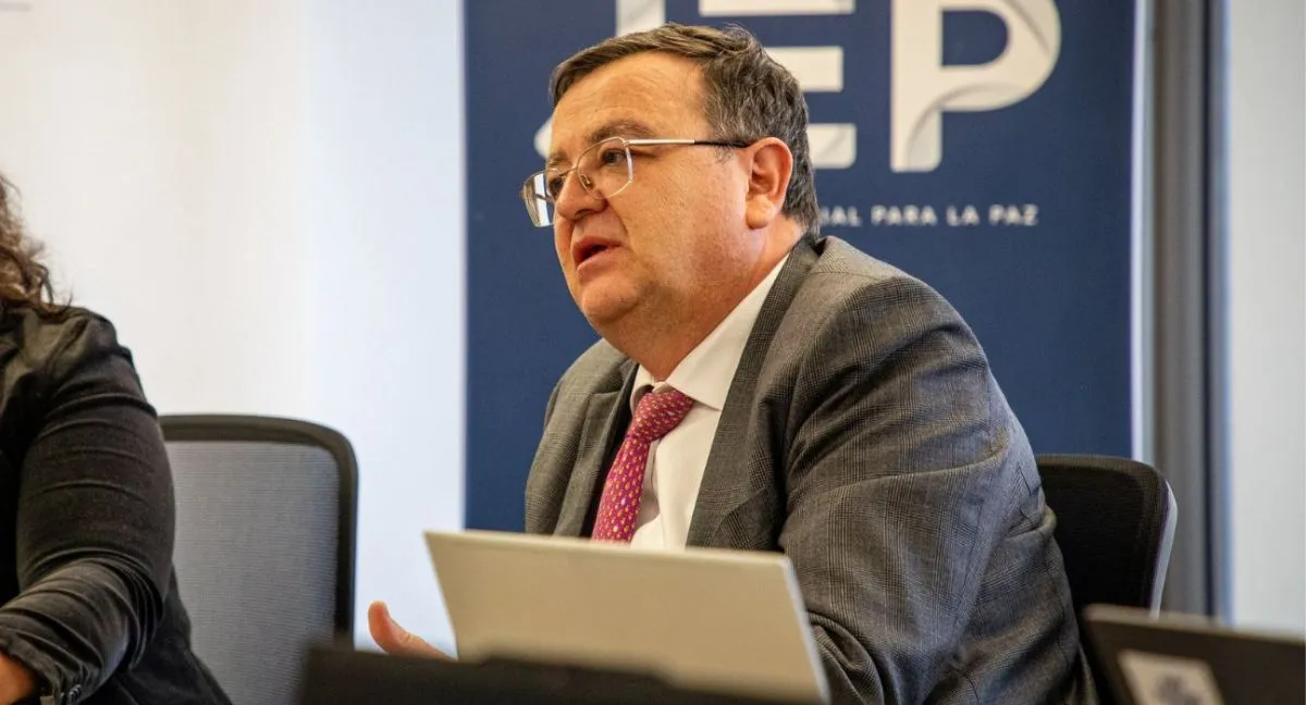 Alejandro Ramelli sobre presupuesto Alejandro Ramelli, presidente de la JEP, dijo que quedarían "inoperantes" por recorte presupuestal