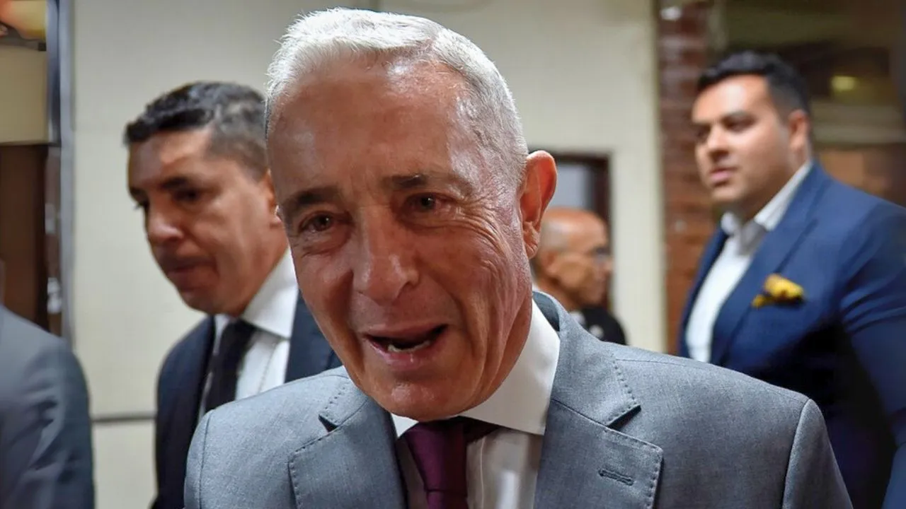 Álvaro Uribe logra la libertad inmediata Libertad inmediata para Álvaro Uribe: Tribunal resuelve tutela y frena decisión del Juzgado 44
