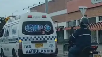 Ambulancia en Bogotá. Video | ¿No lo sabía? Ahora las ambulancias en Bogotá prestan servicios de remolque