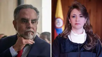 Armando Benedetti contra la magistrada Lombana Armando Benedetti arremetió contra la magistrada Lombana tras allanamiento de su casa: "Está obsesionada"