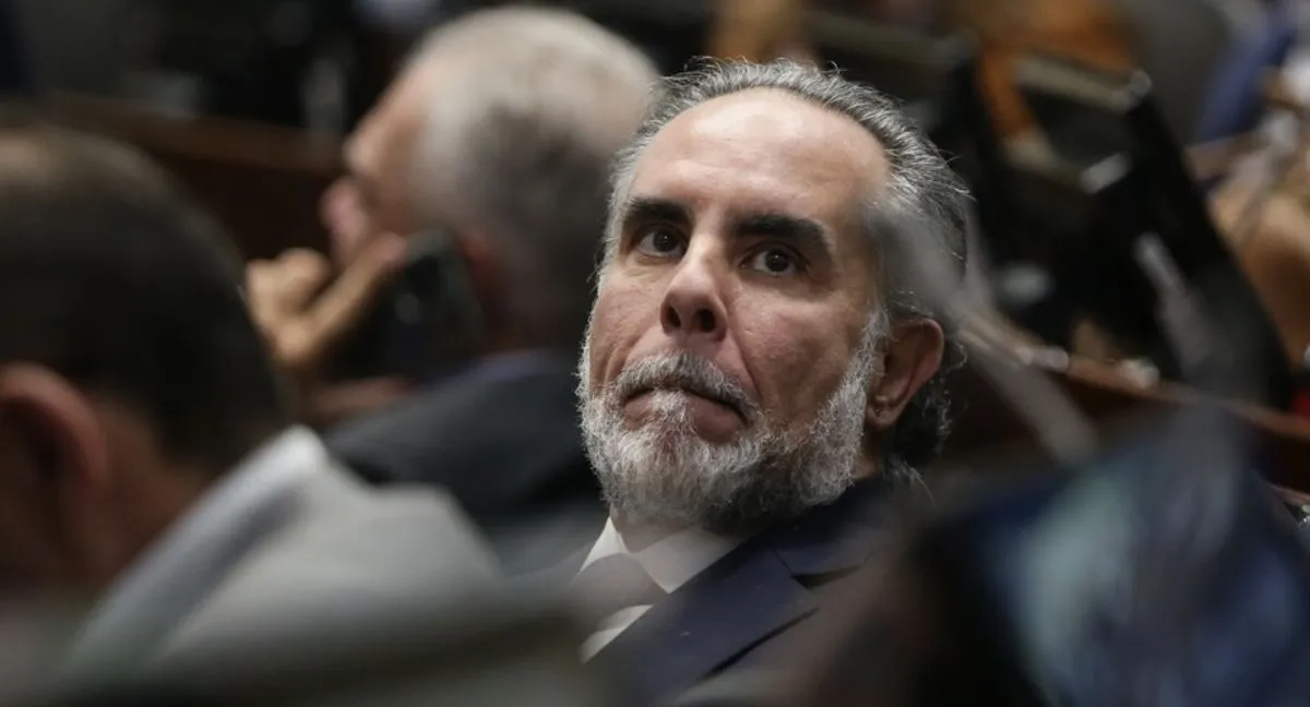 Armando Benedetti será investigado por escándalo de recomendaciones en la DIAN. Armando Benededetti, a responder por escándalo de recomendaciones en la DIAN