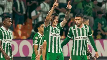 Atlético Nacional derrotó a Inter y está en semifinales Atlético Nacional favorito al título: pulverizó a Inter con goleada para meterse en semifinales