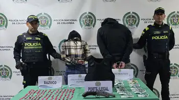 Brazalete Inpec De no creer: llevaba brazalete del INPEC pero ocultaba una escopeta y un chaleco balístico