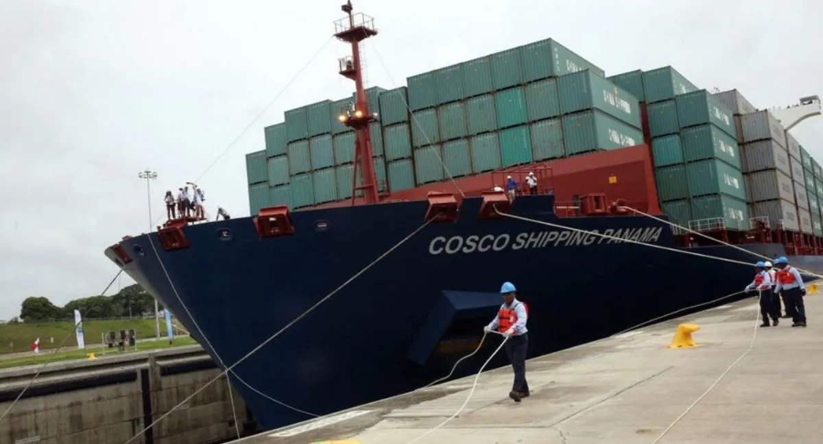 Canal de Panamá limita el tránsito de buques por descenso de lluvias. Canal de Panamá reducirá el tránsito de buques por el fenómeno de El Niño