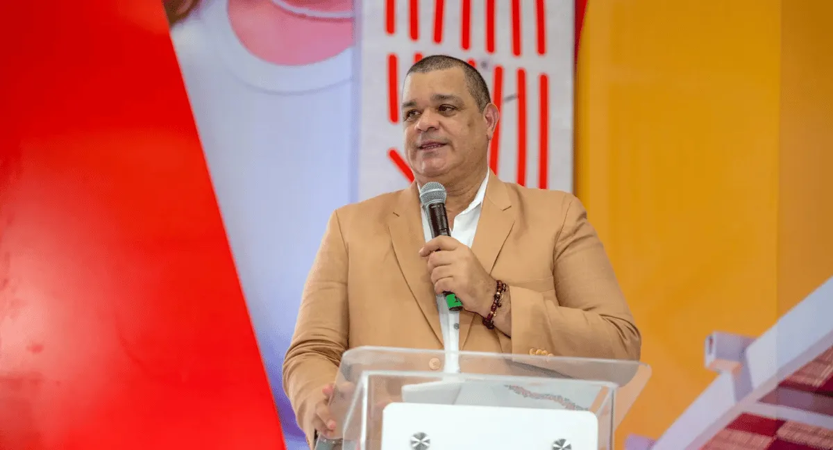 Carlos Robles, rector de Uniguajira en Riohacha (La Guajira), figura como alias Kaloy. Expediente de la Fiscalía ubica al rector de la Universidad de La Guajira al frente de una red narco