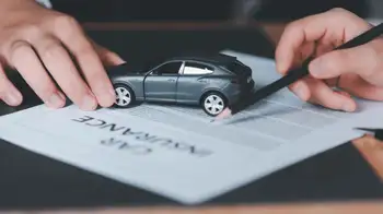 Carros eléctricos asegurarlos ¿Por qué asegurar un carro eléctrico en Colombia no es tan sencillo?