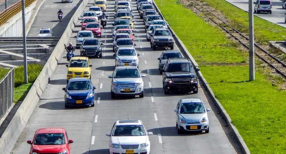 Carros nuevos en Bogotá ¿Más carros, más caos? Bogotá matriculó 9.945 vehículos nuevos en septiembre: los más vendidos