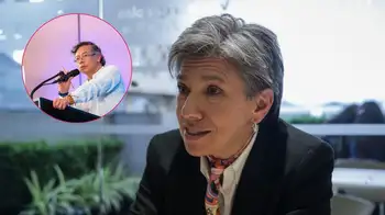 Claudia López señaló al presidente de participación política indebida Indebida participación en política: Claudia López contra Petro y cuestionan evento de Quilcué