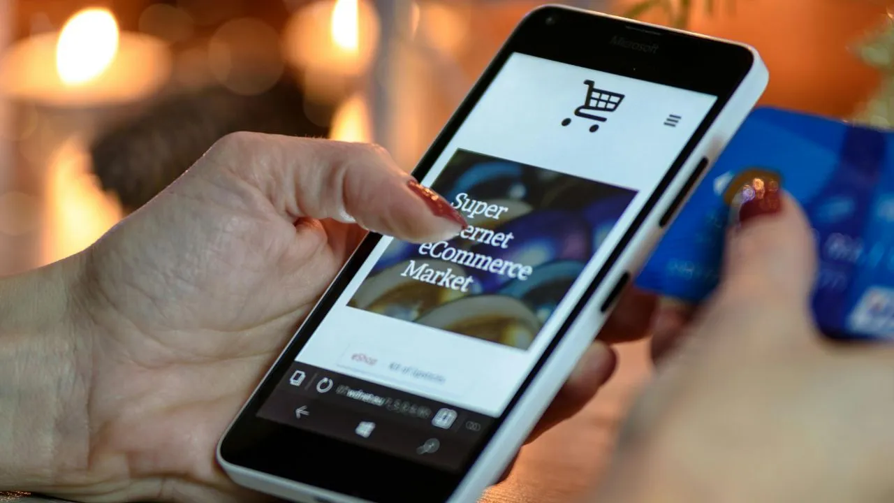 Comercio Comercio electrónico rechaza encarecimiento de pagos digitales: “es una medida inconveniente”