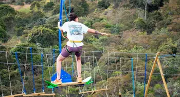 ¿Cómo es surfear en el aire? La experiencia que sorprende en las montañas de Boyacá. Surfear sin mar es posible en Colombia: la experiencia extrema que llega a Boyacá