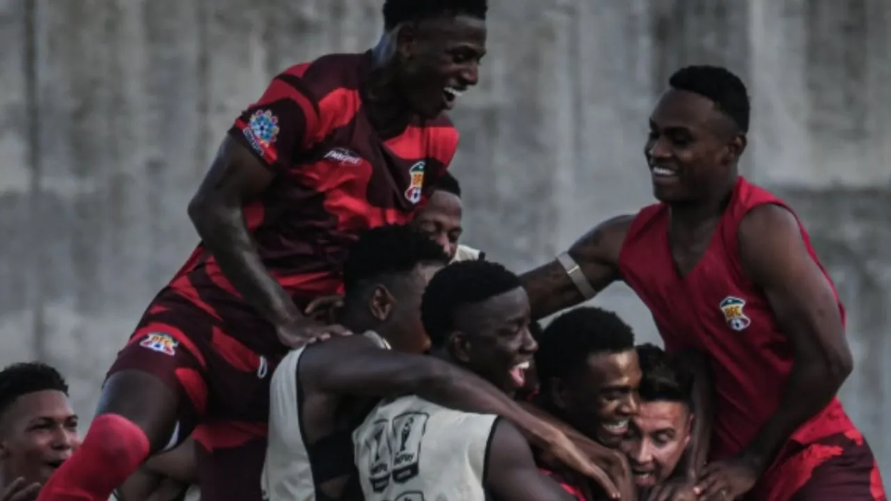 Con Luis Díaz en las gradas, Junior fue humillado: equipo de la B lo eliminó de la Copa Ni con Luis Díaz, Junior evitó humillación: equipo de la B le dio cátedra de fútbol