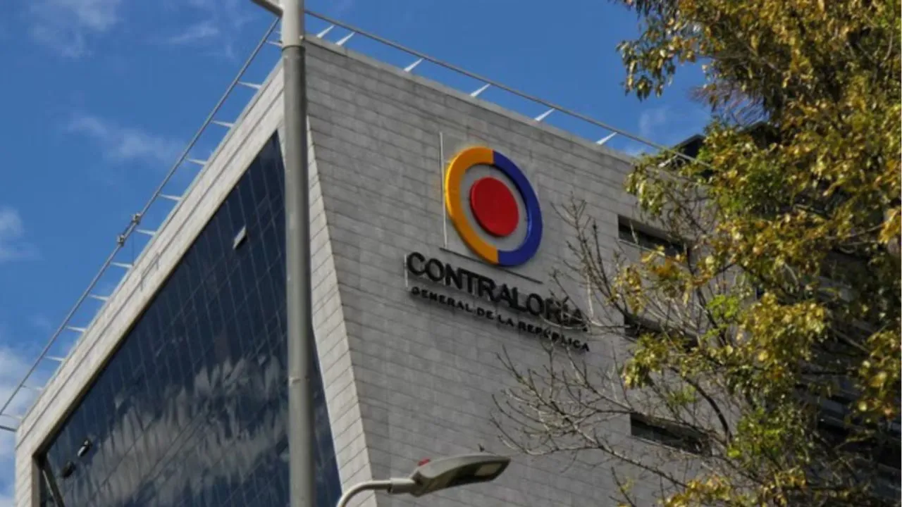 Contraloría General de la República, sede principal en Bogotá. Polémica en elección del contralor: aspirantes acuden a tutela y denuncian irregularidades