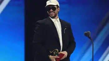 'Debí Tirar Más Fotos' ganó Latín Grammy como 'Mejor Álbum del Año'. Bad Bunny arrasa en los Latin Grammy: ¿Por qué 'DTMF' se corona como el Mejor Álbum del Año?