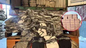 DIAN decomisó mercancía de medias, cigarrillos y otras cosas Los dejaron sin medias y sin cigarrillos: millonaria mercancía fue decomisada en Barranquilla
