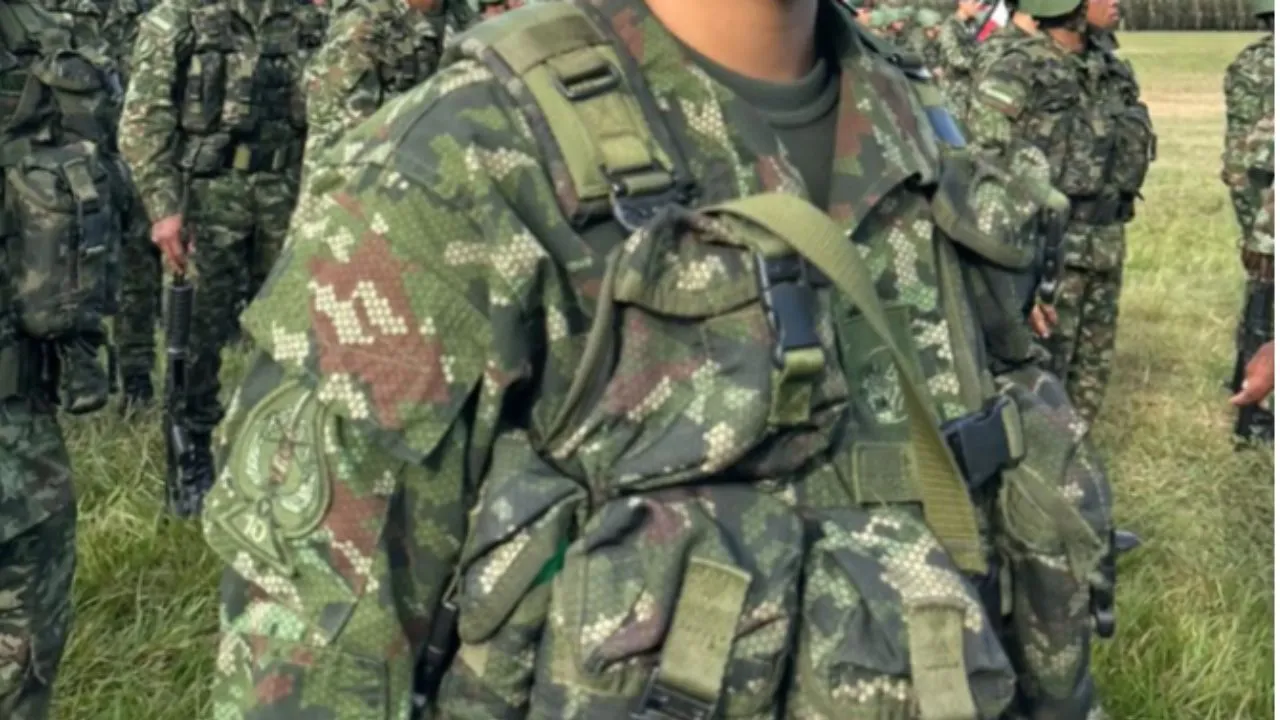 Disidencias Farc confirman secuestro de cinco integrantes de la fuerza pública y un menor Disidencias confirman secuestro de cinco soldados y un menor; uno habría fallecido en cautiverio