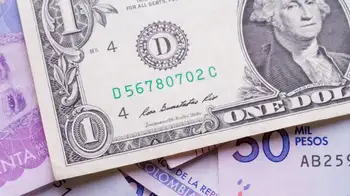 Dolar en Colombia podría llegar a los $4.000 Dólar en Colombia podría dispararse hasta $4.000 pese a estar debilitado: expertos analizan