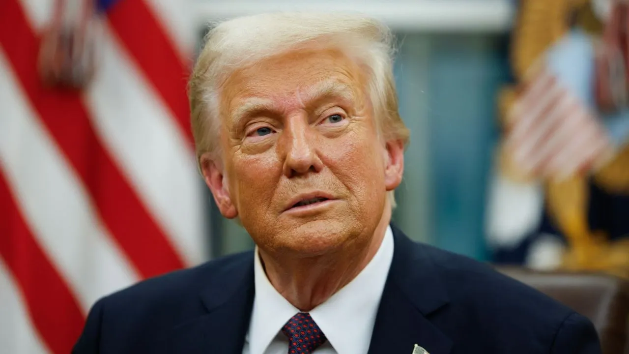Donald Trump compartió la imagen en su red social Truth Social. Donald Trump se autodenomina “presidente interino de Venezuela” en publicación viral