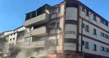 Edificio se cayó en Pereira hoy por sismo y temblor Video | Edificio se desplomó en Pereira por sismo hoy: momentos de angustia en la zona