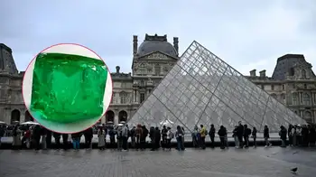 ¿El collar robado en el Museo del Louvre tenía esmeraldas colombianas? La joya robada en el Louvre que fue hecha con esmeraldas colombianas
