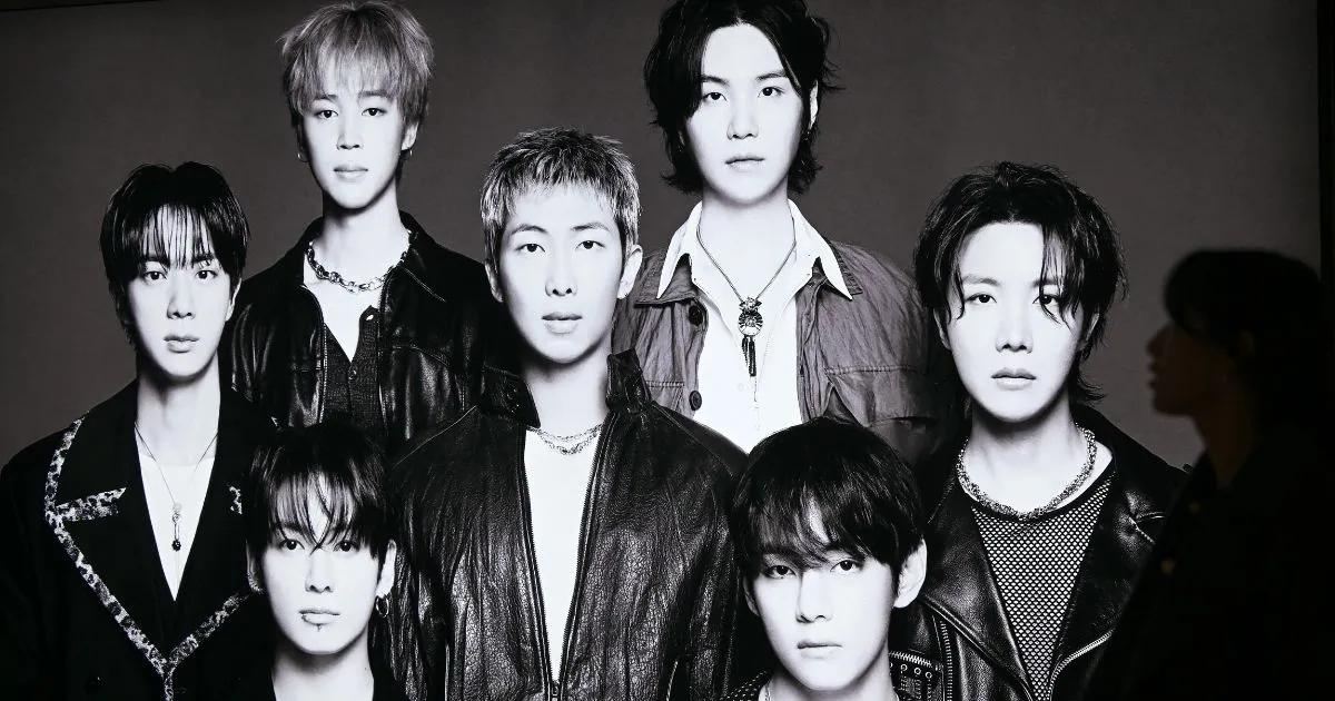 El grupo surcoreano BTS comienza su gira mundial en la que visitará 34 ciudades. BTS comienza la gira más esperada del año, con Bogotá como parada clave