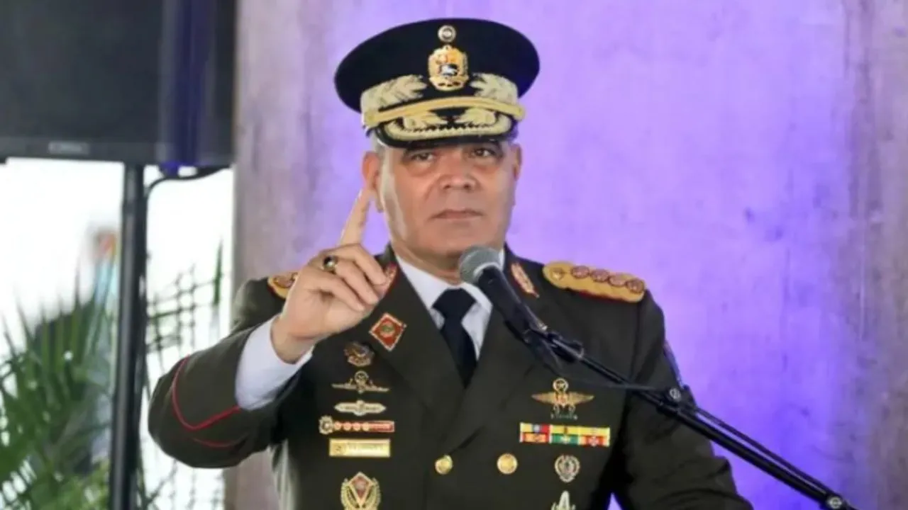 El ministro de Defensa de Venezuela, Vladimir Padrino López Régimen de Maduro asegura que EE. UU. aumenta vuelos de 'inteligencia' sobre Venezuela
