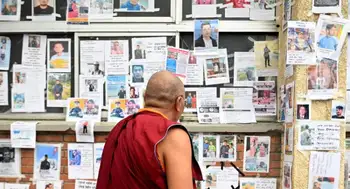 El muro de los desaparecidos en Nepal. El muro de los desaparecidos en Nepal: el dolor después de la tragedia