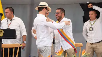 El nuevo contralor, Jorge Laverde, se posesionó para asumir el cargo Jorge Laverde se posesiona como nuevo contralor: así fue el acto con Abelardo de la Espriella
