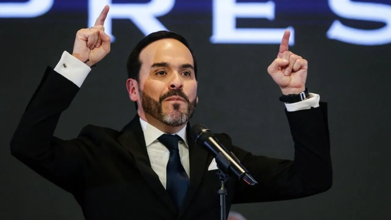 El nuevo mandatario dijo que hará el empalme en cada departamento. ¿Qué son los empalmes regionales que puso en marcha Abelardo de la Espriella?
