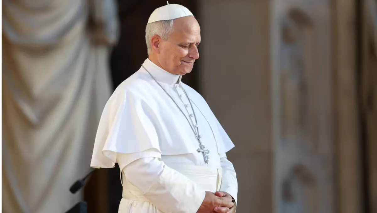 El papa León XIV fue operado con éxito para extirparle un nódulo pulmonar. El Vaticano anuncia que el papa León XIV fue operado con éxito y confirman cáncer de pulmón