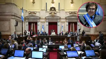 El Senado de Argentina aprobó la reforma laboral impulsada por Javier Milei. En qué consiste la reforma laboral de Milei que aprobó el Senado argentino, entre protestas y polémica