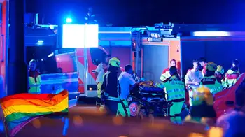 Emergencia en Berlín tras atropello durante el Orgullo LGBTI. Tragedia en Berlín: vehículo embistió a multitud durante el Orgullo LGBTI y dejó un muerto