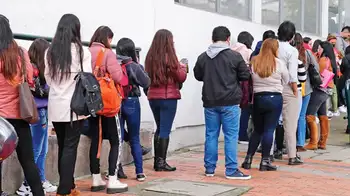 Empleo se estancó en Colombia en abril de 2026 Sector público impulsó nuevamente el empleo en Colombia, pero la cifra se estancó en abril