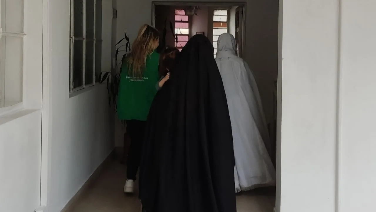 En las garras de secta judío-ortodoxa: así rescataron a 17 menores en Yarumal En las garras de secta judío-ortodoxa: así rescataron a 17 menores en Yarumal