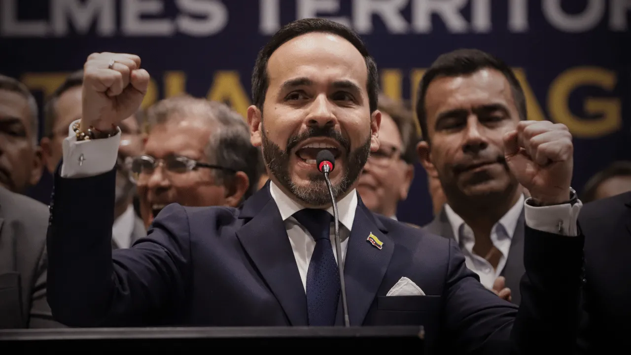 En vivo: así avanza la posesión de Abelardo De La Espriella en Cali. Los momentos clave de la mañana previa a la posesión de Abelardo De La Espriella en Cali