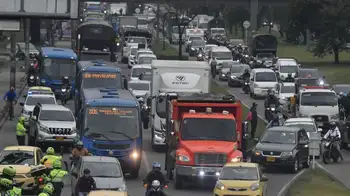 Entregarán puente peatonal en El Edén en Av. Boyacá Se acabarían los trancones en punto crítico de la Av. Boyacá por esta obra: Bogotá se prepara