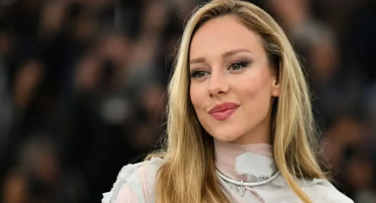 Ester Expósito “He sufrido mucho estando enamorada”: ¿Se acabó el amor entre Ester Expósito y Kylian Mbappé?