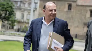 Estrategia de deuda del gobierno le permitió gastar más dinero en 2025 La estrategia del Minhacienda funcionó y pudo gastar más