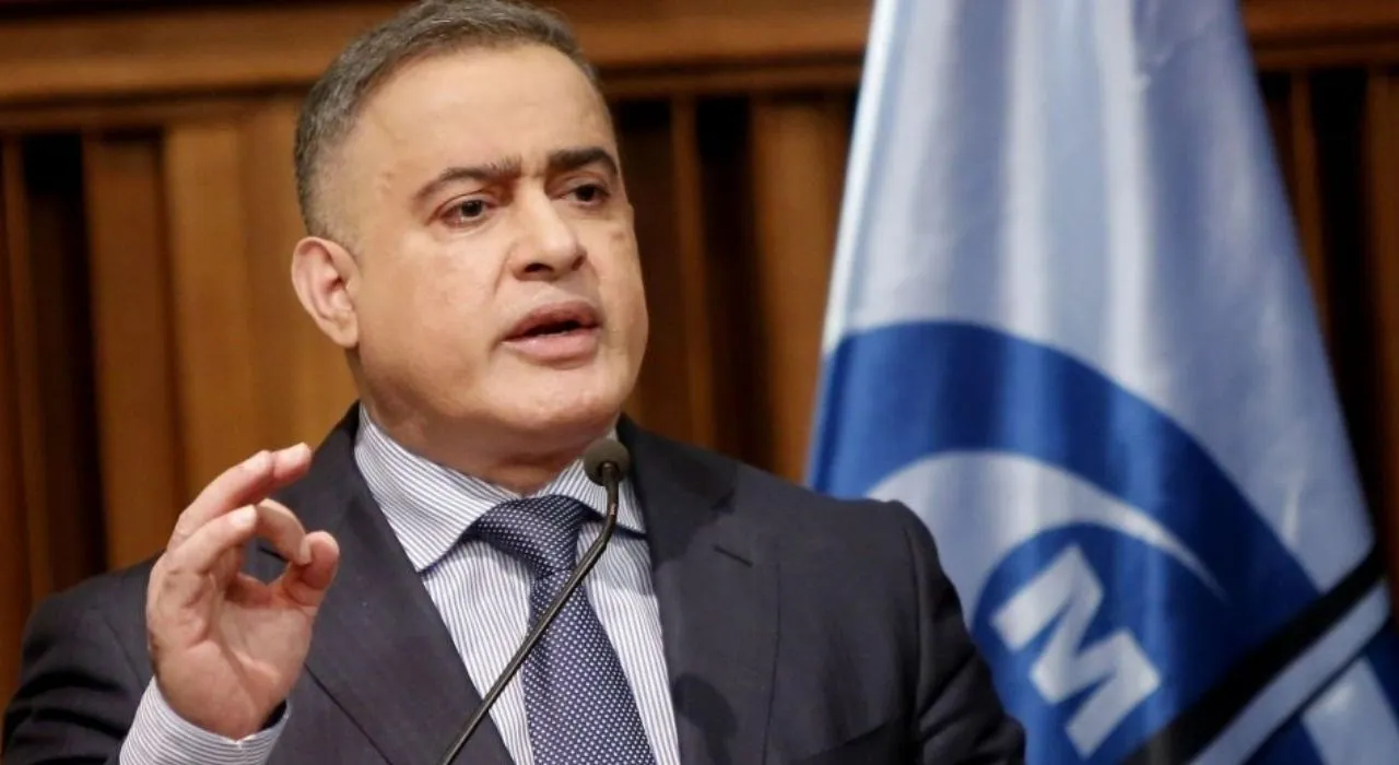 Exfiscal Tarek William Saab Renuncia Tarek William Saab, fiscal de Venezuela