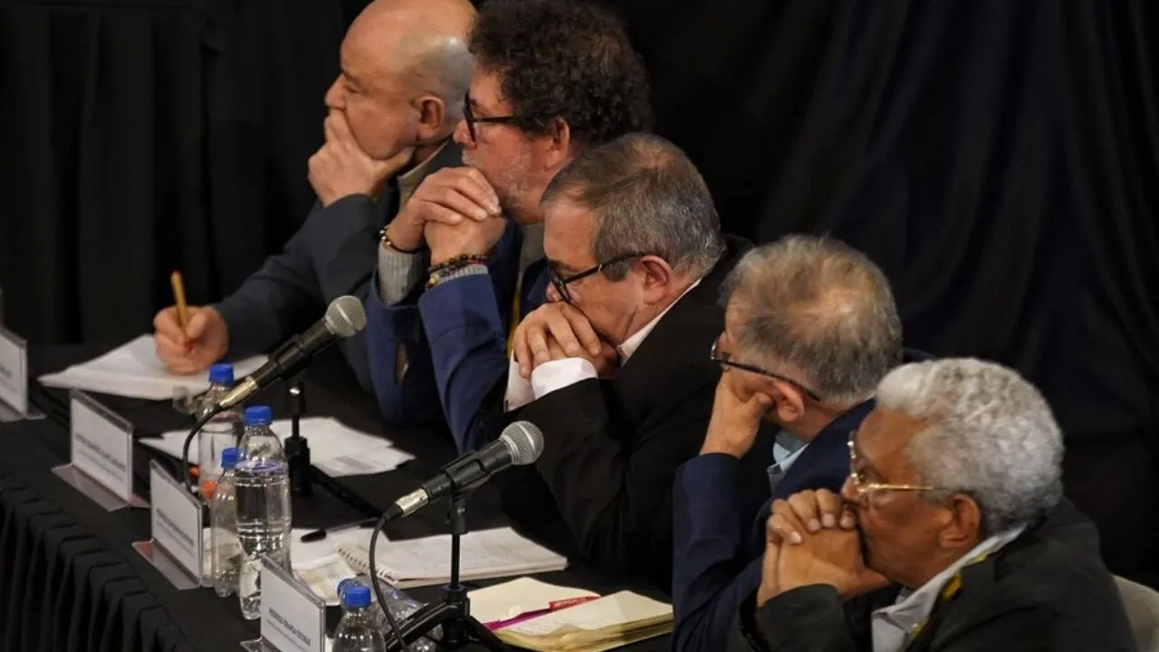 Exmiembros de las Farc plantean a De la Espriella un acuerdo. Exmiembros de las Farc proponen a Abelardo de la Espriella un acuerdo para implementar la paz