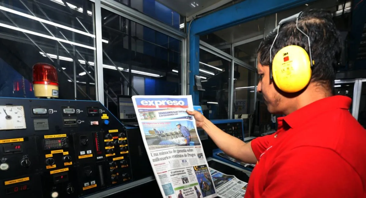 Expreso, uno de los periódicos de Ecuador, dejará de imprimirse. ¿Por qué? "Por presiones del gobierno de Daniel Noboa", el diario 'Expreso' dejará de imprimirse en Ecuador