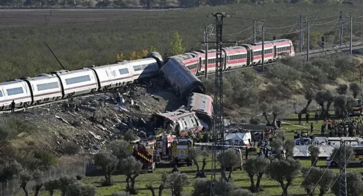 Familias del choque de trenes en Urda (Toledo) serán compensadas, prometió Pedro Sánchez. Choque de trenes en España: Sánchez promete resarcir a las familias de los 69 muertos en Toledo