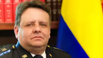 Germán Miranda fue declarado insubsistente como director de Bomberos. ¿Qué hay detrás de la salida de Germán Miranda, jefe de Bomberos despedido por orden del presidente?