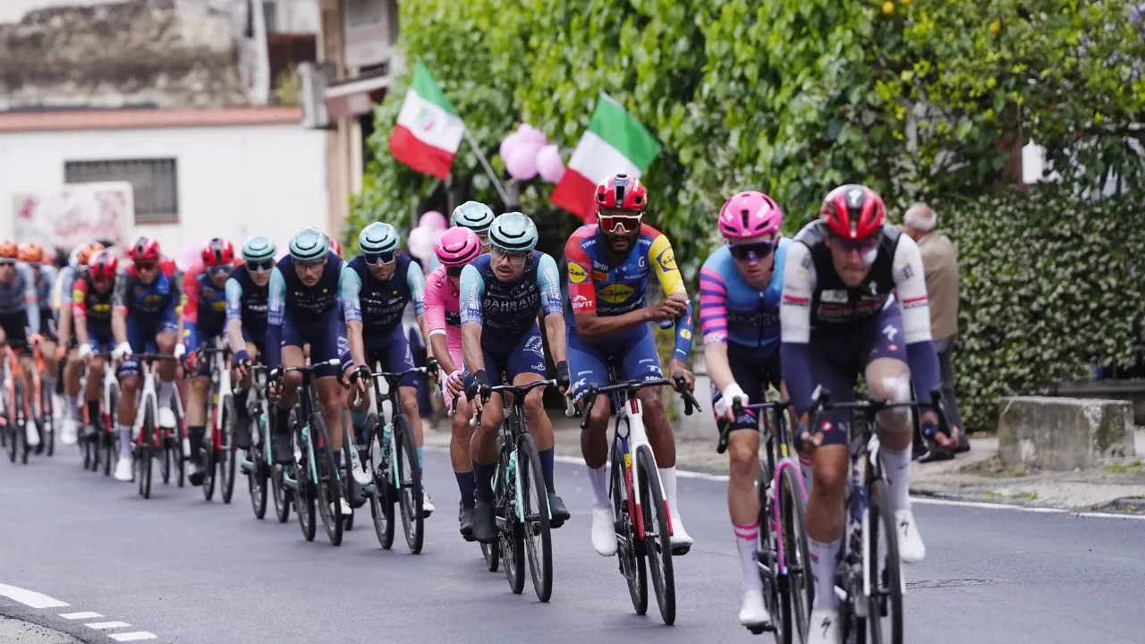 Giro de Italia Clasificaciones del Giro de Italia | Así arranca Egan este viernes la guerra en la montaña